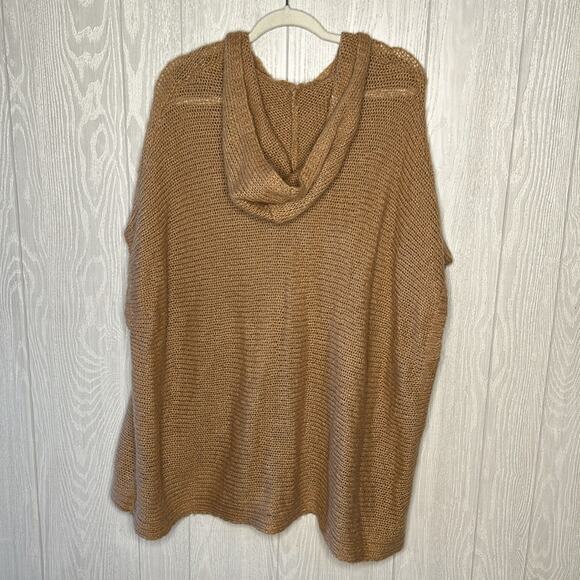 BCBG Maxazria wool and Acrylic blend brown poncho sweater size S/M - Picture 5 of 5